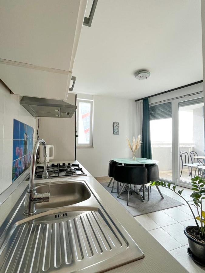 Apartman Milla มาคาร์สกา ภายนอก รูปภาพ